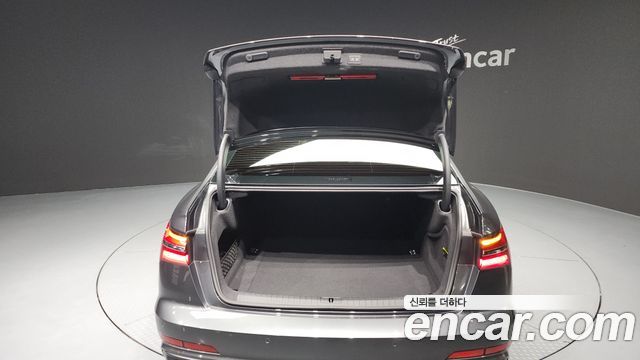 Audi A6 (C8) 45 TFSI Quattro Premium 2023 — фото 20