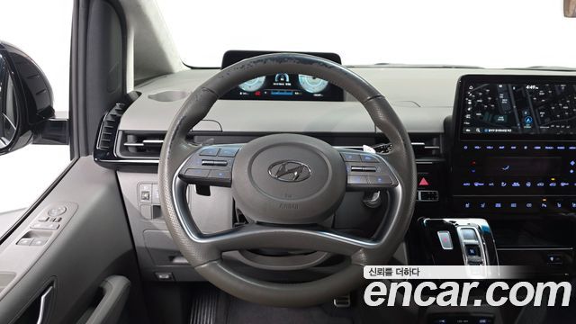 Hyundai Staria Lounge 9-Seater Inspiration 2022 — фото 13