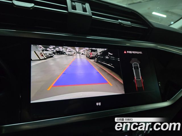 Audi Q3 (F3) 40 TFSI Quattro 2025 — фото 10