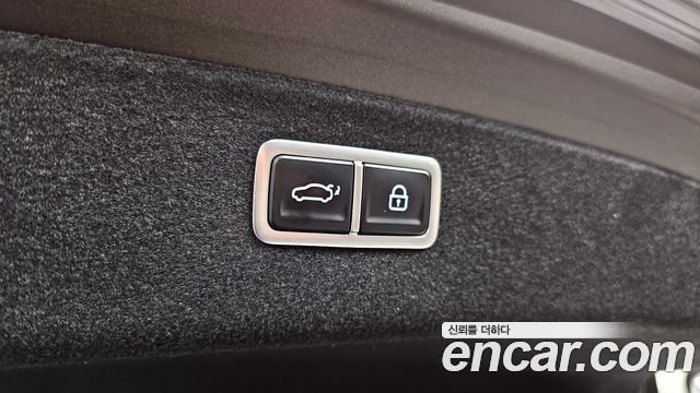 Genesis G80 (RG3) Gasoline 2.5 Turbo AWD 2021 — фото 18