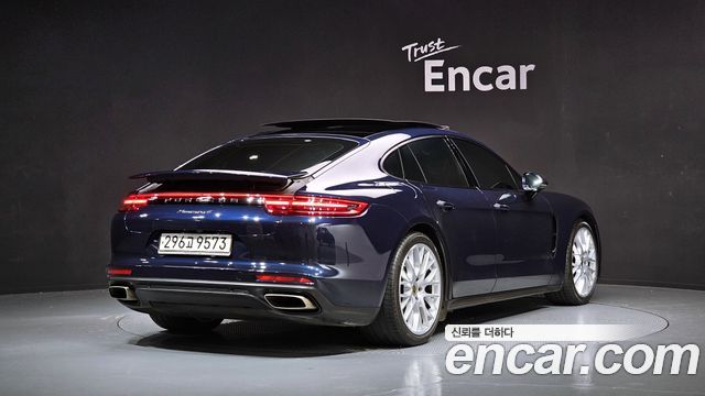 Porsche Panamera (971) 3.0 AWD 2020 — фото 2