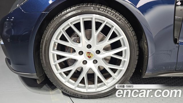 Porsche Panamera (971) 3.0 AWD 2020 — фото 5