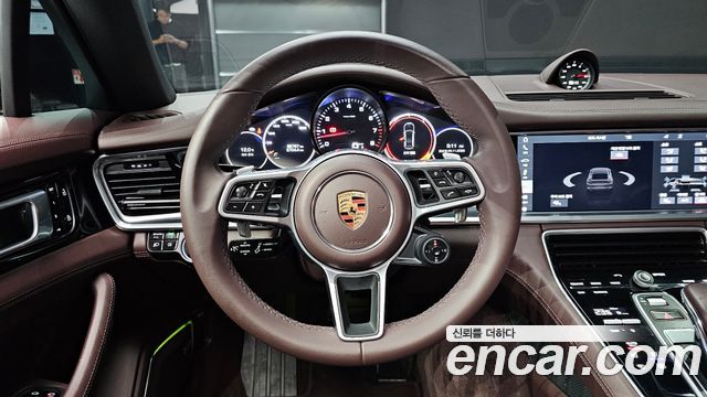 Porsche Panamera (971) 3.0 AWD 2020 — фото 13