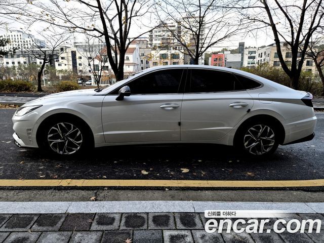 Hyundai Sonata (DN8) 1.6 Turbo Premium Plus 2022 — фото 9