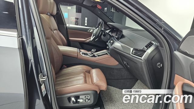 BMW X6 (G06) xDrive40i M Sport 2021 — фото 11