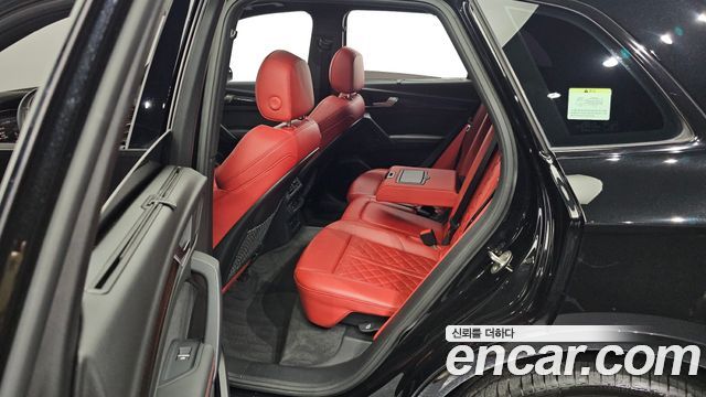 Audi SQ5 (FY) 3.0 TFSI Quattro 2022 — фото 11