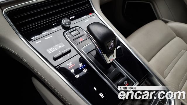 Porsche Panamera (971) 2.9 4S 2017 — фото 9