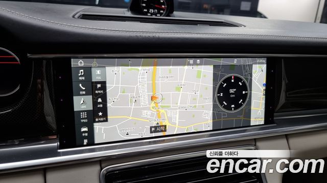 Porsche Panamera (971) 2.9 4S 2017 — фото 18