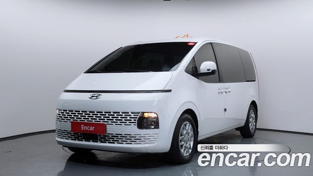 Hyundai Staria 4WD Tourer 9-Seater Modern 2023 — фото 1