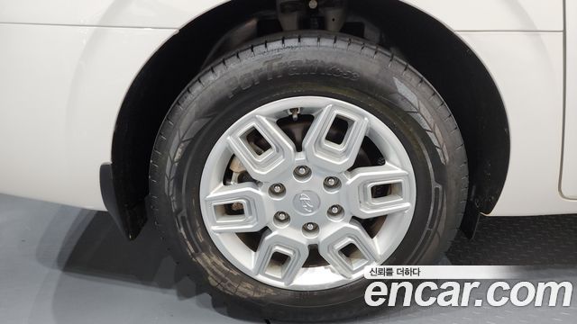 Hyundai Staria 4WD Tourer 9-Seater Modern 2023 — фото 5