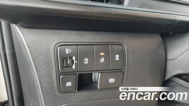 Hyundai Staria 4WD Tourer 9-Seater Modern 2023 — фото 14