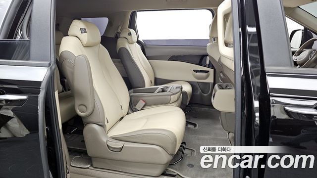 Kia Carnival (IV) Diesel 11-Seater Prestige 2022 — фото 12