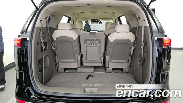 Kia Carnival (IV) Diesel 11-Seater Prestige 2022 — фото 20
