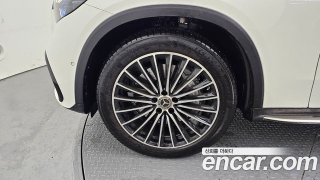Mercedes-Benz GLC-Class (X254) GLC300 4MATIC AMG Line 2025 — фото 5