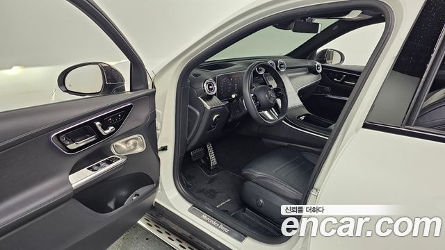 Mercedes-Benz GLC-Class (X254) GLC300 4MATIC AMG Line 2025 — фото 11