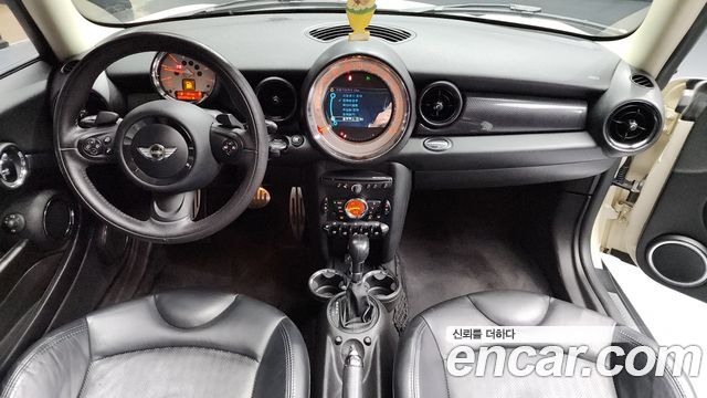 MINI Cooper SD Clubman Standard 1st 2014 — фото 7
