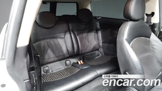 MINI Cooper SD Clubman Standard 1st 2014 — фото 12
