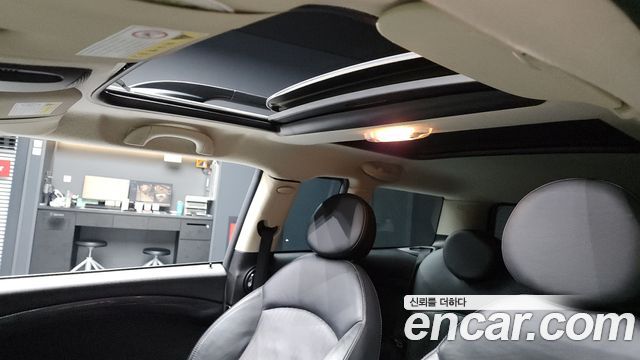 MINI Cooper SD Clubman Standard 1st 2014 — фото 19