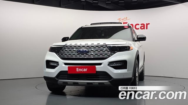 Ford Explorer (VI) 2.3 LimIted 4WD 2022 — фото 3