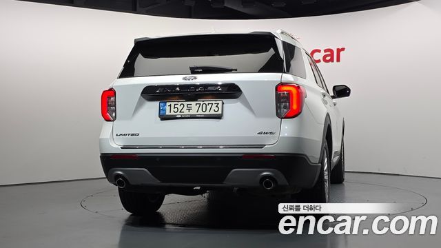 Ford Explorer (VI) 2.3 LimIted 4WD 2022 — фото 4