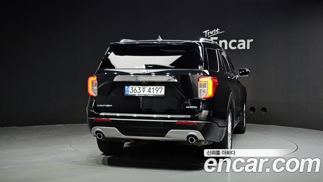 Ford Explorer (VI) 2.3 LimIted 4WD 2021 — фото 4
