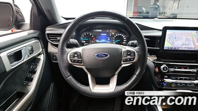 Ford Explorer (VI) 2.3 LimIted 4WD 2021 — фото 17