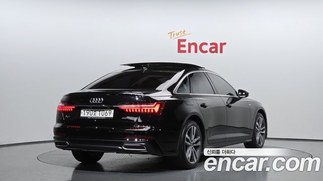 Audi A6 (C8) 45 TFSI Premium 2021 — фото 2