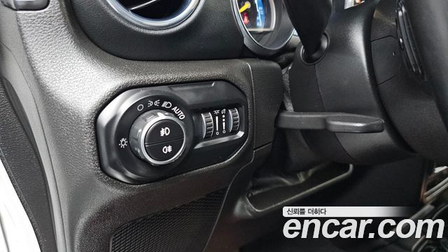 Jeep Wrangler (JL) 2.0 Overland 4Door 2019 — фото 20