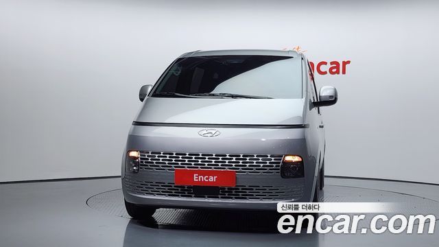 Hyundai Staria Tourer 9-Seater Modern 2023 — фото 3