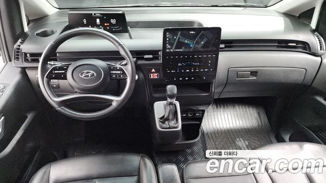 Hyundai Staria Tourer 9-Seater Modern 2023 — фото 7