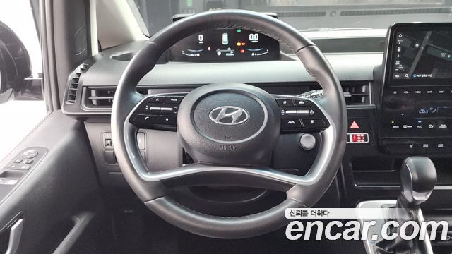 Hyundai Staria Tourer 9-Seater Modern 2023 — фото 13
