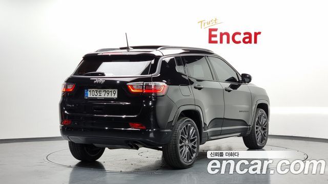 Jeep Compass (II) S 2.4 AWD 2022 — фото 2