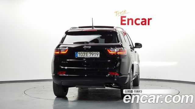 Jeep Compass (II) S 2.4 AWD 2022 — фото 4