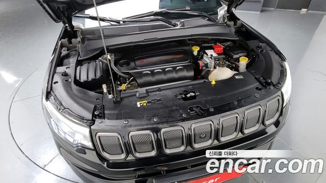 Jeep Compass (II) S 2.4 AWD 2022 — фото 6