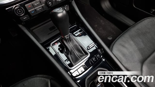 Jeep Compass (II) S 2.4 AWD 2022 — фото 9