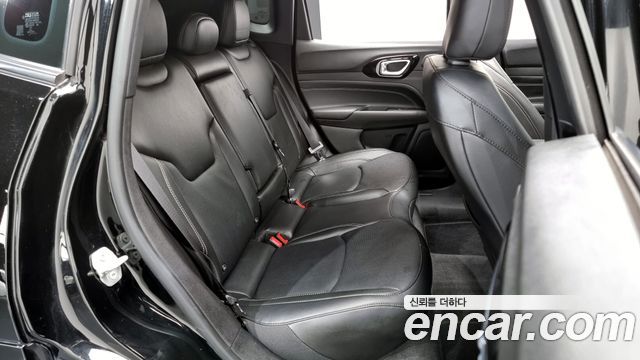 Jeep Compass (II) S 2.4 AWD 2022 — фото 12