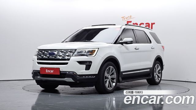 Ford Explorer 2.3 Limited 4WD 5th