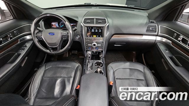 Ford Explorer 2.3 Limited 4WD 5th 2018 — фото 7