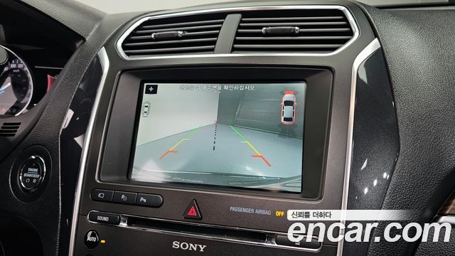 Ford Explorer 2.3 Limited 4WD 5th 2018 — фото 16