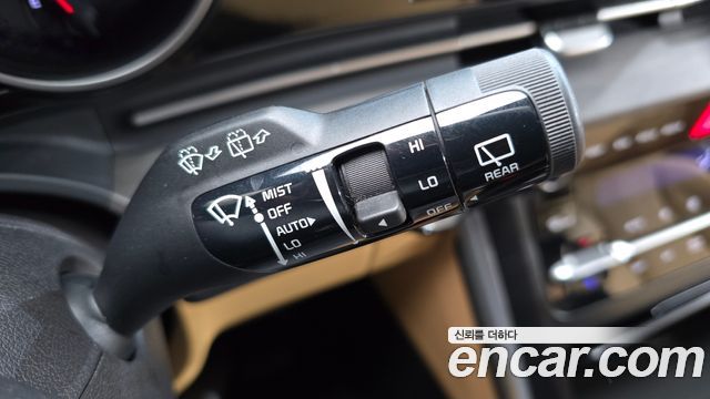 Kia Carnival (IV) Diesel 9-Seater Prestige 2023 — фото 17