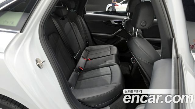 Audi A4 (B9) 40 TFSI Premium 2021 — фото 12