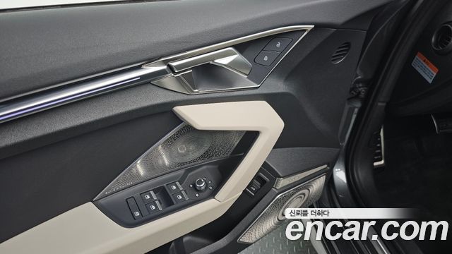 Audi A3 (8Y) 40 TFSI Premium 2023 — фото 18