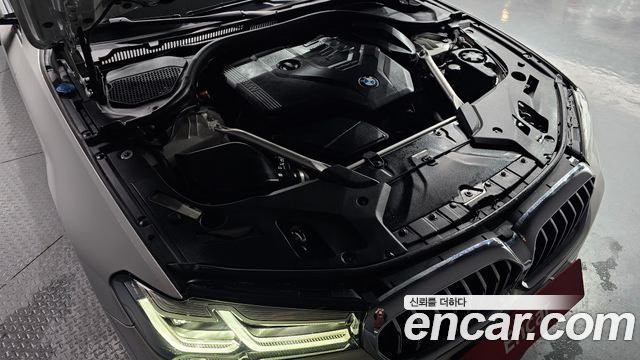 BMW 5 Series (G30) 520i M Sport 2023 — фото 6