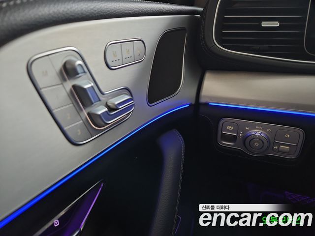 Mercedes-Benz GLE-Class (W167) GLE300d 4MATIC 2021 — фото 17