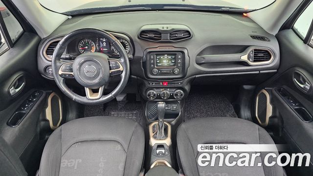 Jeep Renegade 2.4 Longitude 2016 — фото 7