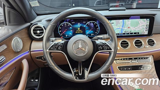 Mercedes-Benz E-Class (W213) E300e 4MATIC Exclusive 2021 — фото 13