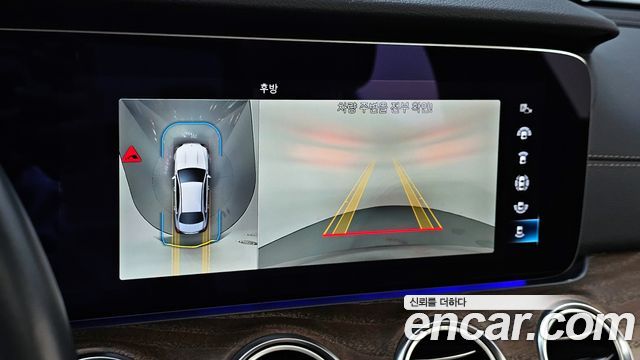 Mercedes-Benz E-Class (W213) E300e 4MATIC Exclusive 2021 — фото 14