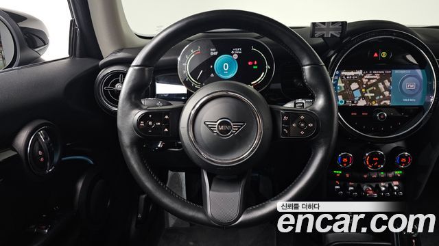 MINI Cooper S Classic Third Generation 2022 — фото 13