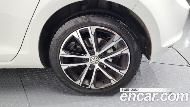 Volkswagen Golf (VII) 1.4 TSI Premium 2014 — фото 5