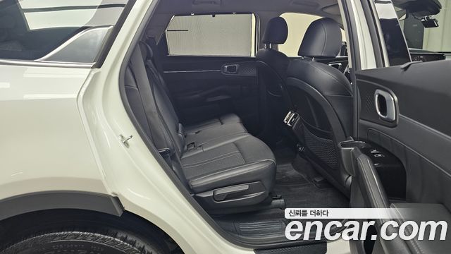 Kia Sorento (IV) Diesel 2.2 2WD Noblesse 2023 — фото 12